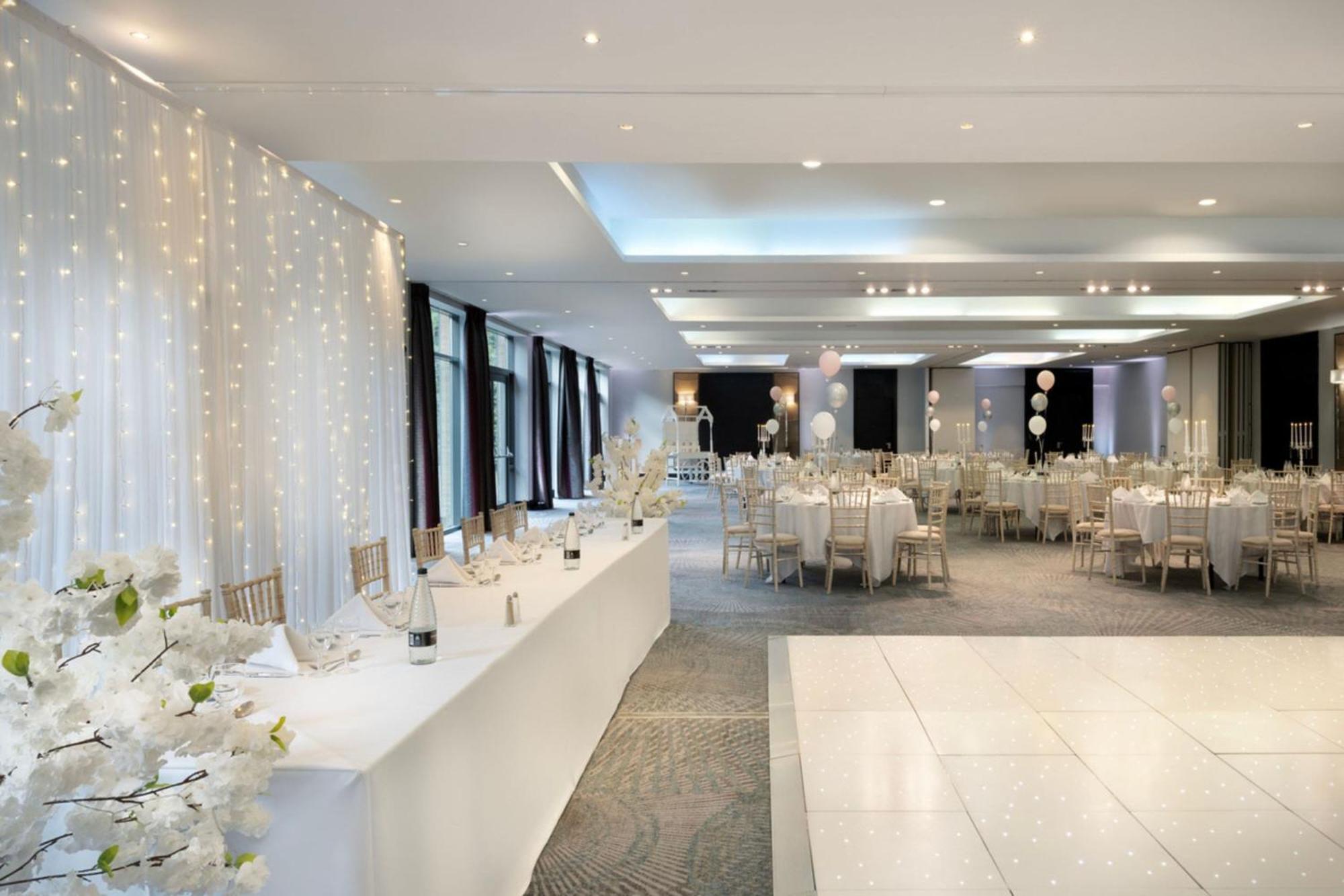 Delta Hotels By Marriott Nottingham Belfry Exterior foto