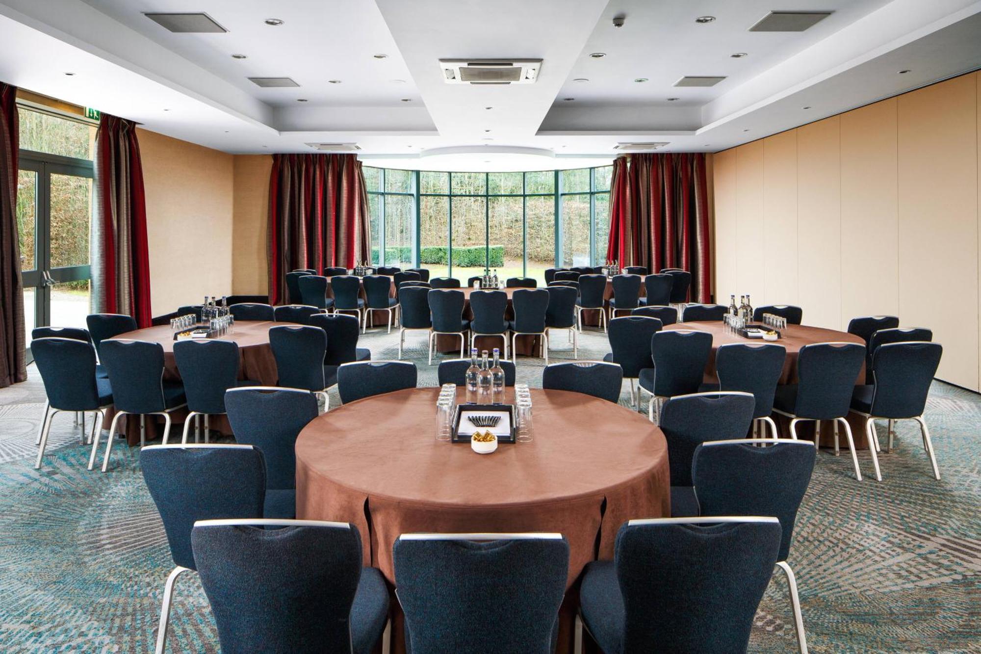 Delta Hotels By Marriott Nottingham Belfry Exterior foto